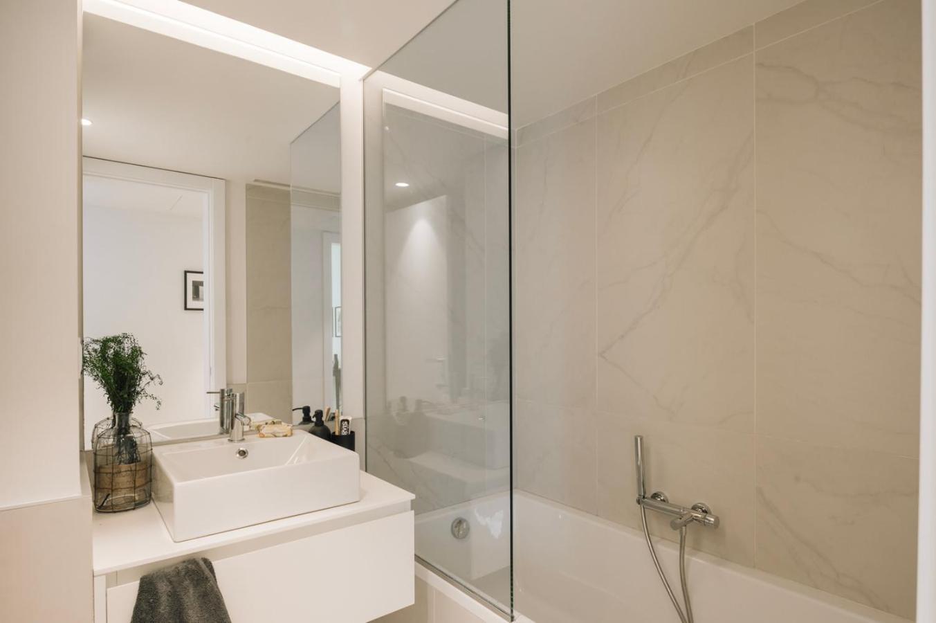 Figueira - 2 Bedrooms And Pool In Areeiro Appartement Lissabon